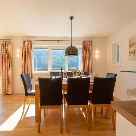 Taube Apartment *