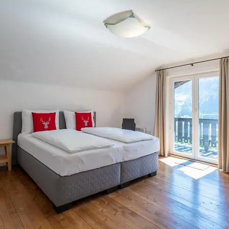 Taube Apartment
